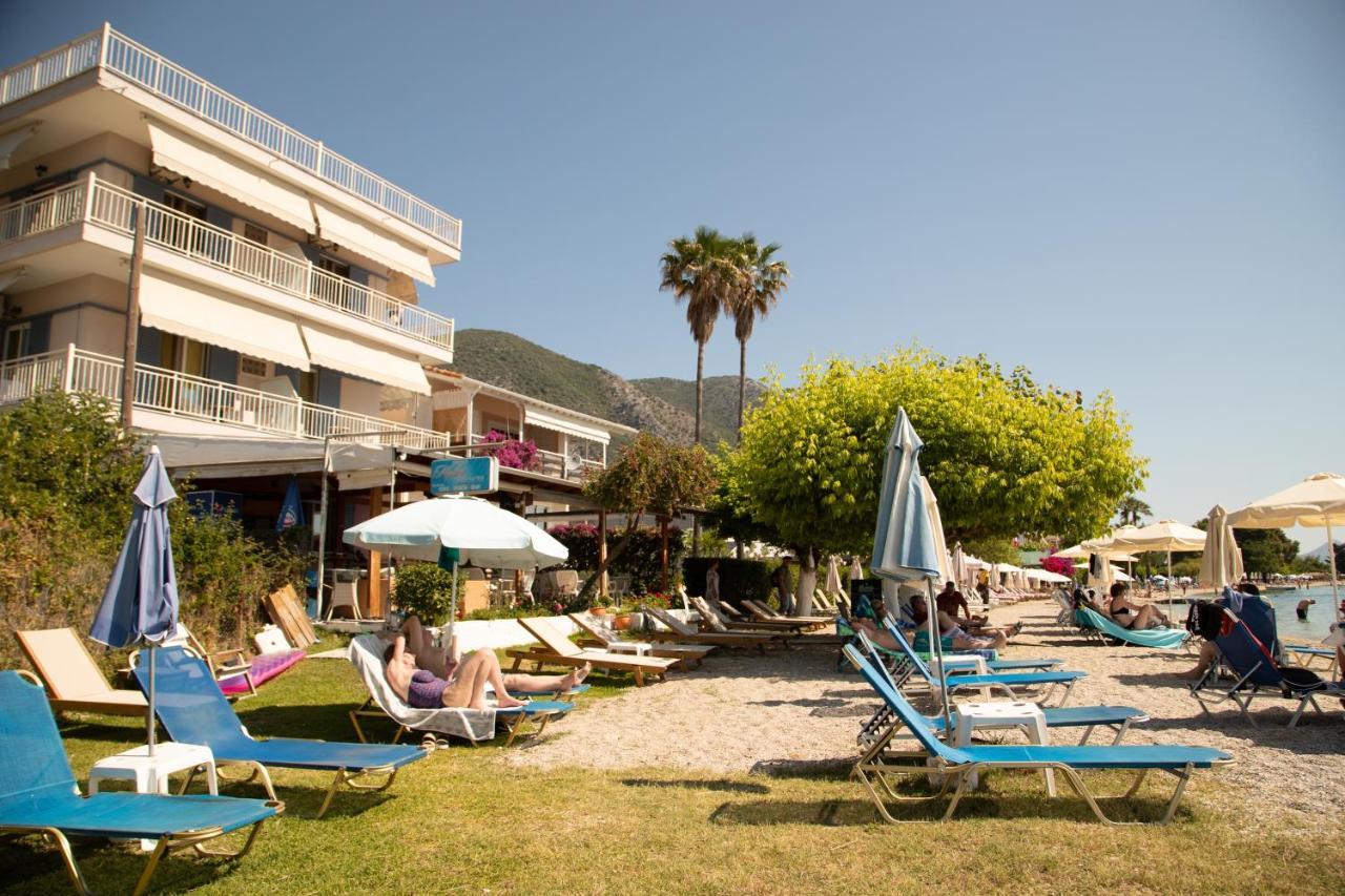 Hotel Nydri Beach エクステリア 写真